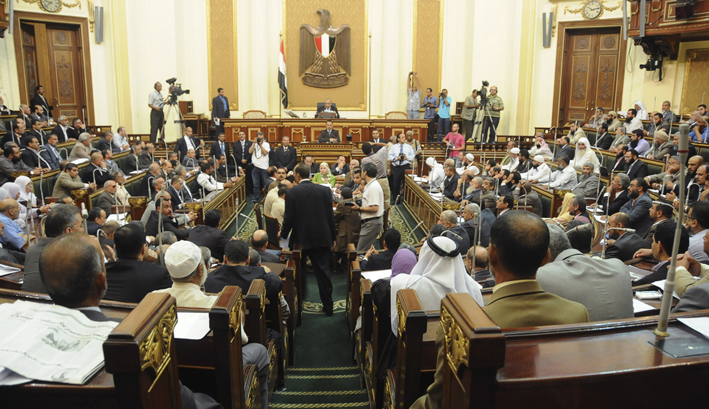 Egypt court overrules president's parliament recall