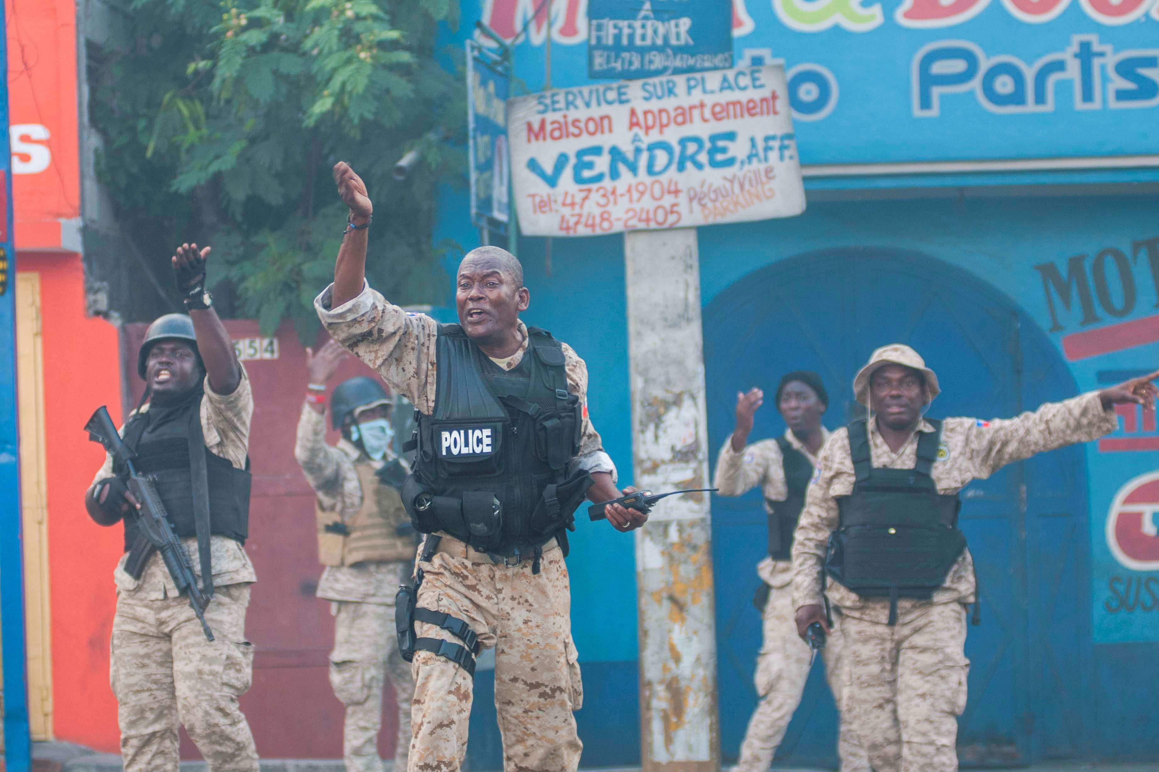 Gunfire rocks Haitian capital in Carnival police protest