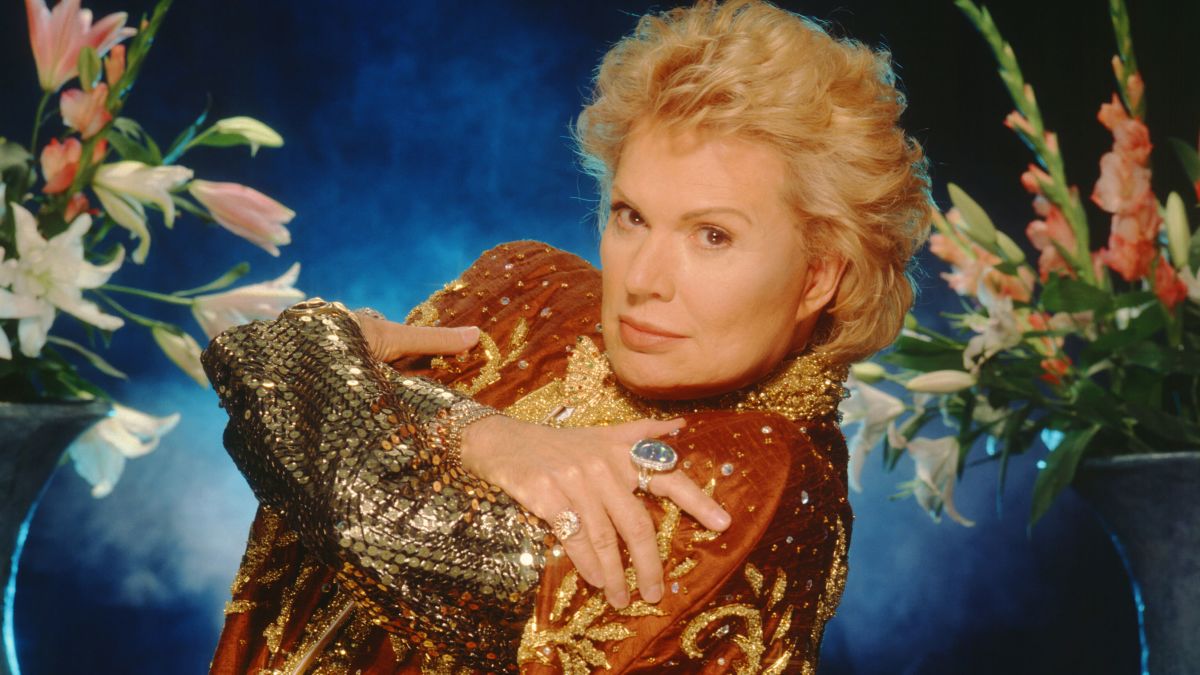 This weekend we’re watching: astrology, love and mass delusion