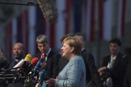 Tensions rise as EU prepares for final Brexit stretch
