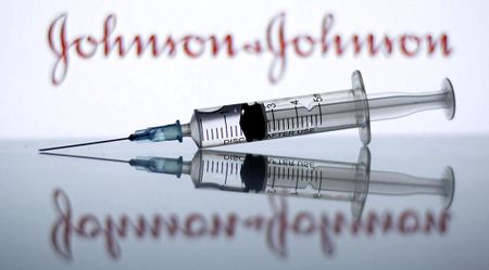 Canada vaccine protests widen; South Africa registers 2,824 new cases