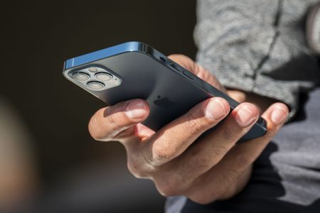 At the click of an alert button: Apps that improve your safety game in an emergency