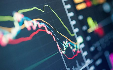 Business Maverick’s amateur stock picks for 2023