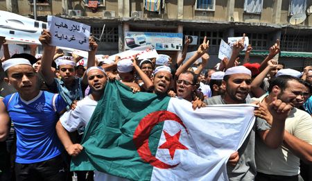 ICG: Algeria and its neighbours
