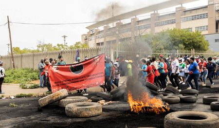 Massive hospital disruptions across SA as health workers continue strike