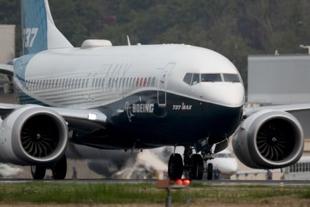 Boeing to move headquarters from Chicago to Virginia