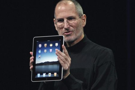 Jobs' vacancy - Apple's genius dies at 56