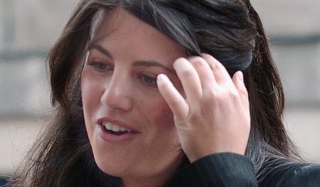 Clinton Letters, Lewinsky Clothing Gifts Up For Auction