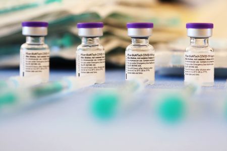 Anti-vaxxers’ false claim on SA news site debunked