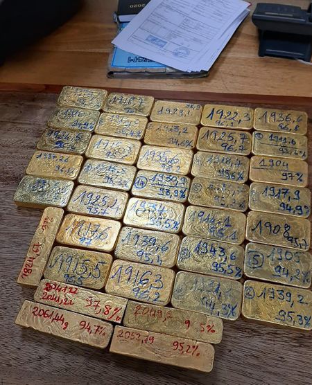 Dubai to crack down on gold smugglers travelling to the emirate state via South Africa 