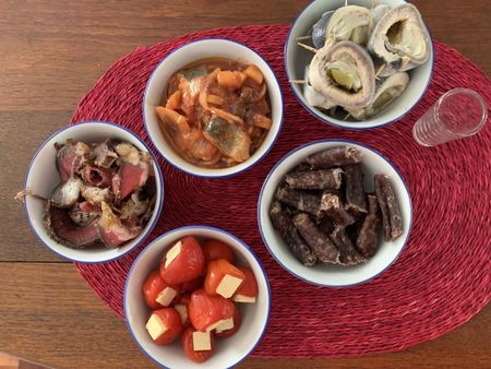 The most fun you can have with food – Poyekhali!