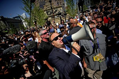 Internet giants delete content of US conspiracy theorist Alex Jones