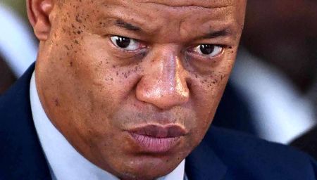 Nelson Mandela Bay councillors suspend Deputy Mayor Gary van Niekerk pending criminal trial