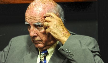 Convicted rapist and ex-tennis star Bob Hewitt applies for parole