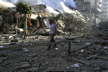 Unstable Lebanon under Israeli attack is on the brink of total collapse