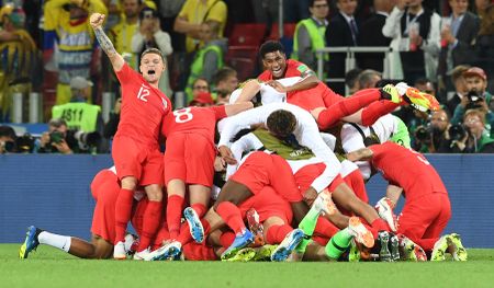 Sweden send Switzerland flat packing, Foulcao Kane't touch this