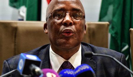 Removing Motsoaledi will not end the health crisis