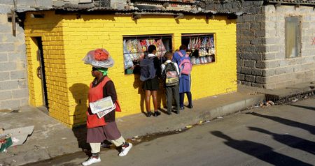 As spaza shop registrations close, Government highlights progress while owners struggle to submit documents
