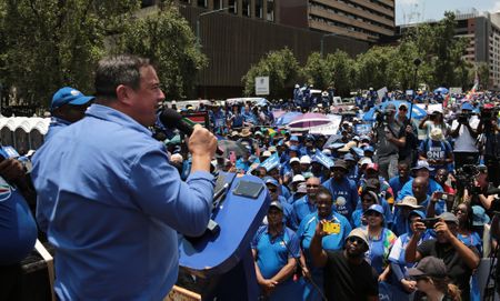 DA leaders should follow Premier Winde’s example on vaccines