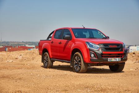 Isuzu KB250 X-Rider 4x4 D/Cab: Thrills without the frills