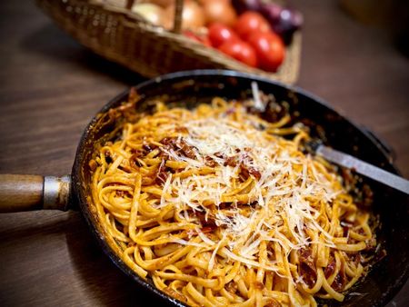 Lockdown Recipe of the Day: Creamy Red Onion Linguine