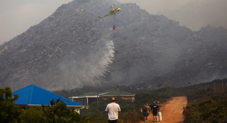 ‘Almost apocalyptic’ — Pringle Bay evacuated after another Western Cape inferno