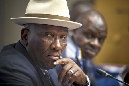 Conflict between police minister and national commissioner raises concerns about minister’s role in appointments process