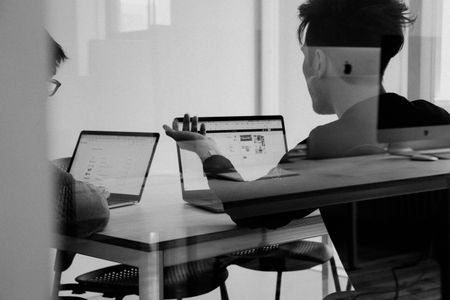Giving feedback can be daunting for new leaders — here’s how to provide it thoughtfully