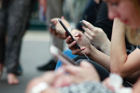 Are you under digital distress? Three ways tech-triggers may be affecting your mental health