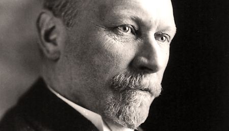 After the Bell: A paean to Smuts’s contradictory contribution to human rights