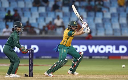 Proteas Women through to the T20 World Cup semis, but their toughest task lies ahead