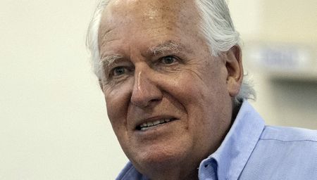 Lord Hain says UK will soon push for an international anti-corruption court