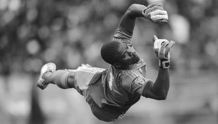 Soccer star Senzo Meyiwa's murder – judge warns against trial delays, defence advocate berates State over ‘late’ documents