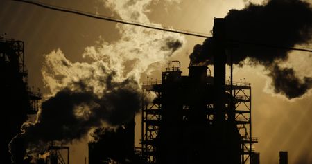 Heavy compensation claims: Climate change ambitions are being undermined by foreign direct investment disputes