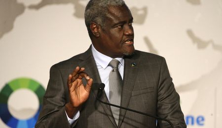 AU/EU summit: Auction of migrants in Libya to be probed, planes to be sent to evacuate camp