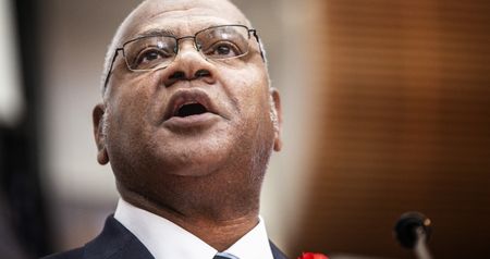 Plato voted in amid slings and arrows from councillors