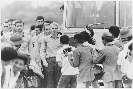 With McCain's passing, a voice for civility is lost, admirers say