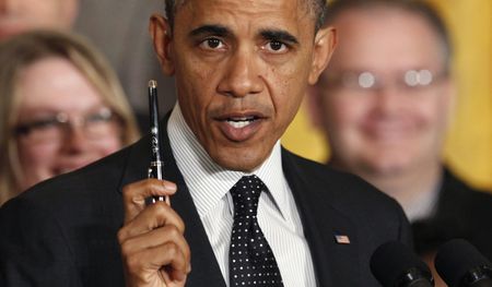 Obamacare website gets new tech experts, oversight pressure grows