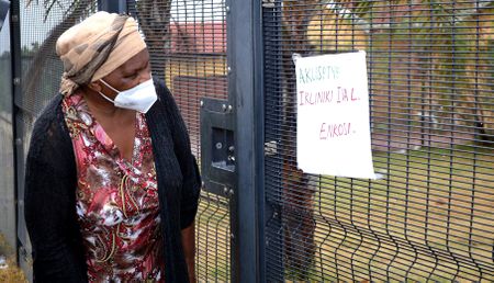What does a security guard strike reveal about the Eastern Cape health department?