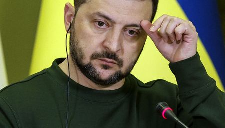 Russia ‘using Starlink terminals’ on the front line; Zelensky replaces more generals