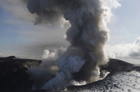 22 April: Airlines count cost of Eyjafjallajokull