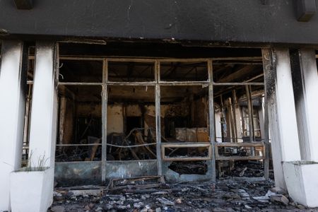 A day of chaos - Swellendam protesters torch municipal offices over ‘racism’, service delivery neglect