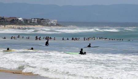 Fisherman rescues teenager from drowning by reeling him in