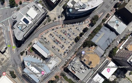 GroundUp: More questions than answers over delayed Foreshore project