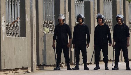 Egypt draft constitution opens way to presidential poll first