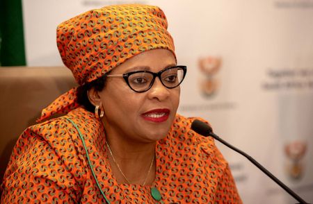 Court bid to halt environment minister’s doubling of sulphur dioxide emission