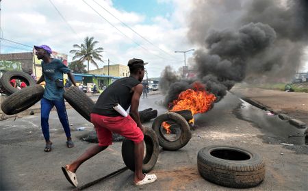 SADC mandates Panel of Elders to engage with Mozambique over post-election unrest