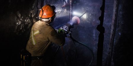 Recycling woes, Chinese jewellery platinum pivot hold hope for PGM prices