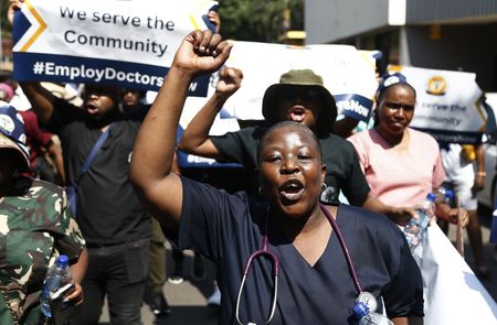 SA’s expanding labour force caught between hope and a crumbling job market