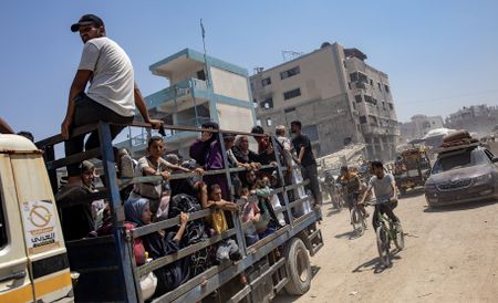 Knife-wielding Canadian shot dead near Gaza Strip; Israel orders civilians to leave Khan Younis